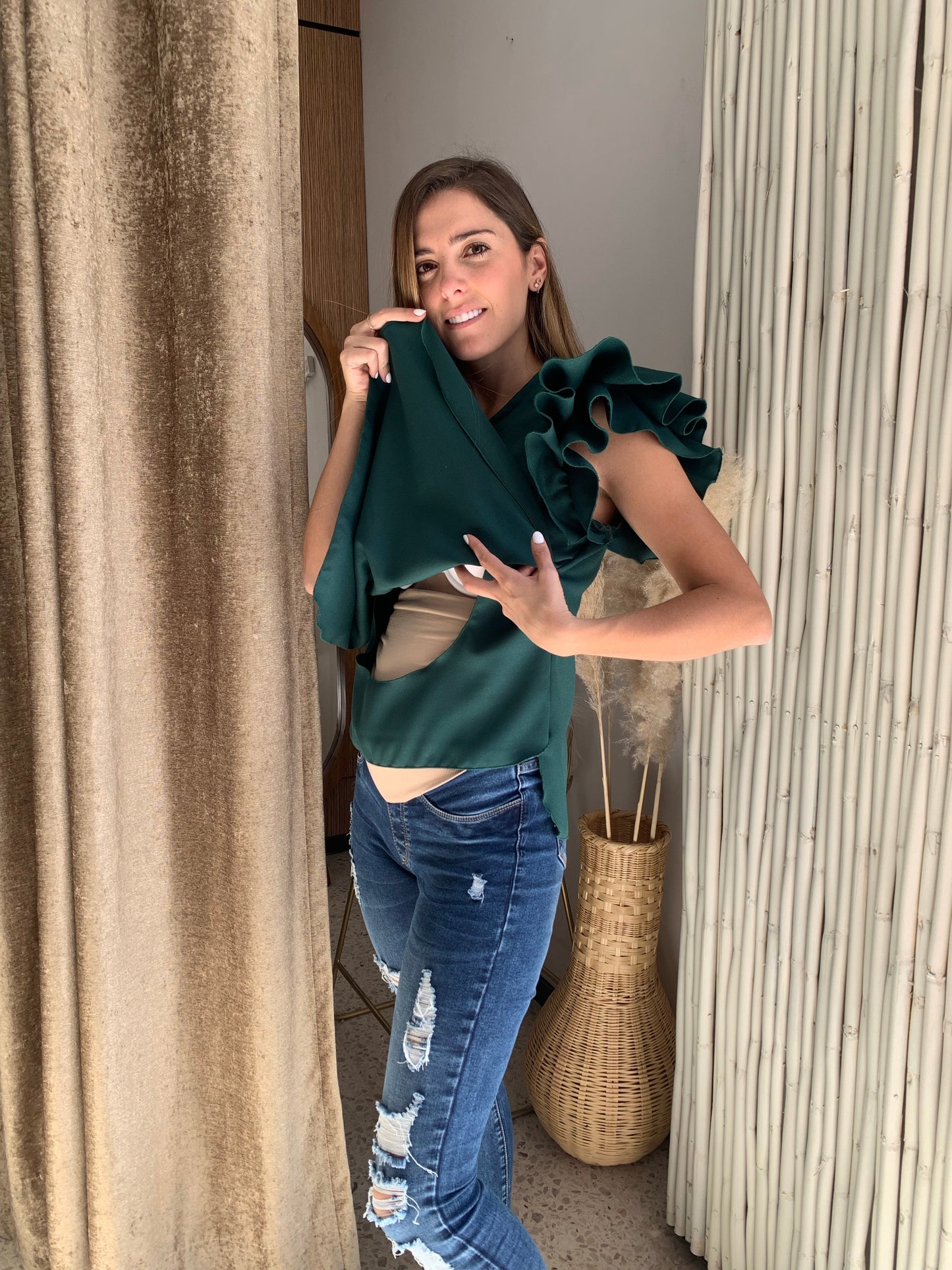 Blusa de lactancia, Ruth Verde
